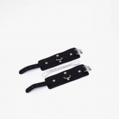 Черные кожаные наручники с хромированной фурнитурой - Crazy Handmade - купить с доставкой в Туле