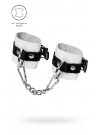 Бело-черные кожаные наручники с одним ремешком с люверсами - Pecado - купить с доставкой в Туле