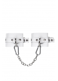 Белые мягкие кожаные оковы с люверсами - Pecado - купить с доставкой в Туле