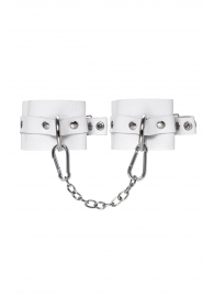 Белые мягкие кожаные наручники с люверсами - Pecado - купить с доставкой в Туле