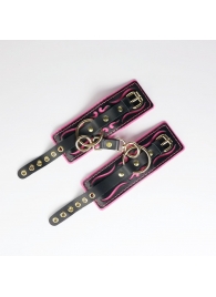 Черные кожаные наручники с розовой строчкой - Crazy Handmade - купить с доставкой в Туле