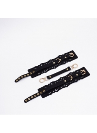 Черный кожаные оковы с узорами и золотистой фурнитурой - Crazy Handmade - купить с доставкой в Туле