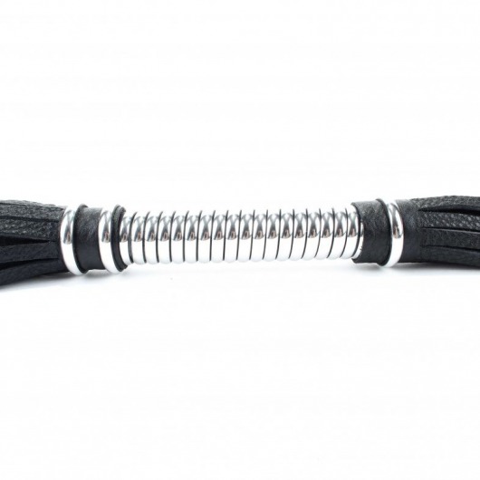 Черная длинная плеть с серебристой ручкой - 56 см. - БДСМ Арсенал - купить с доставкой в Туле