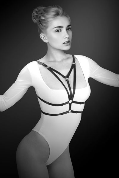 Черная упряжь на грудь Laura - Bijoux Pour Toi - купить с доставкой в Туле