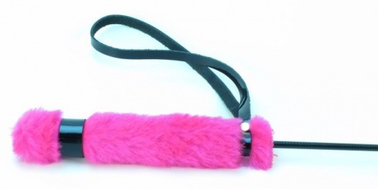 Лаковый стек с розовой меховой ручкой - 64 см. - БДСМ Арсенал - купить с доставкой в Туле
