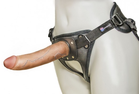 Насадка-фаллоимитатор на кожаных трусиках Harness Ultra Realistic 7  - 18 см. - LOVETOY (А-Полимер) - купить с доставкой в Туле